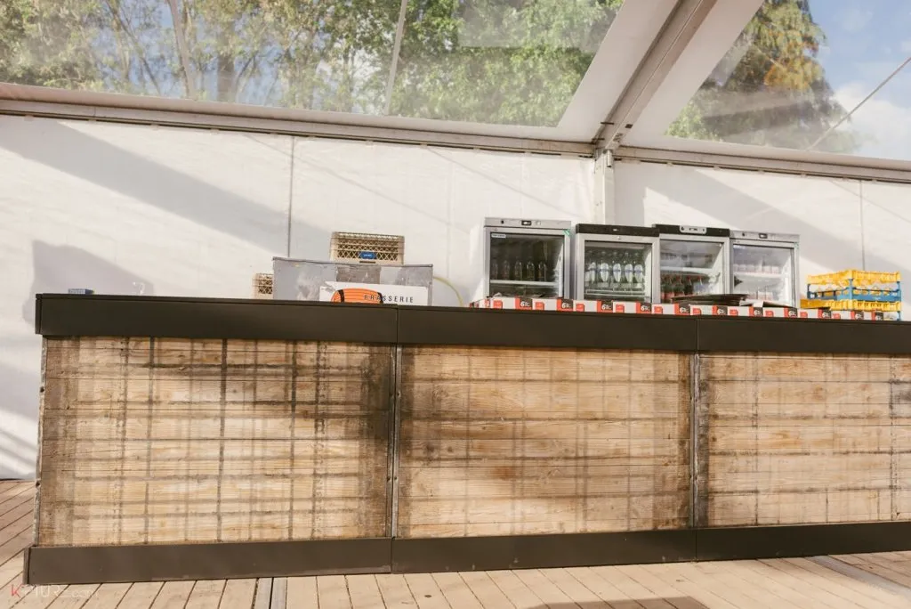 Bar en panneaux de Léontine 4,2m