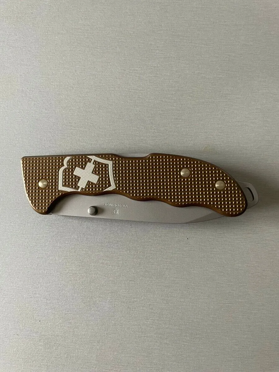 Victorinox Hunter Pro Alox Limited Edition 2024 – Image 3