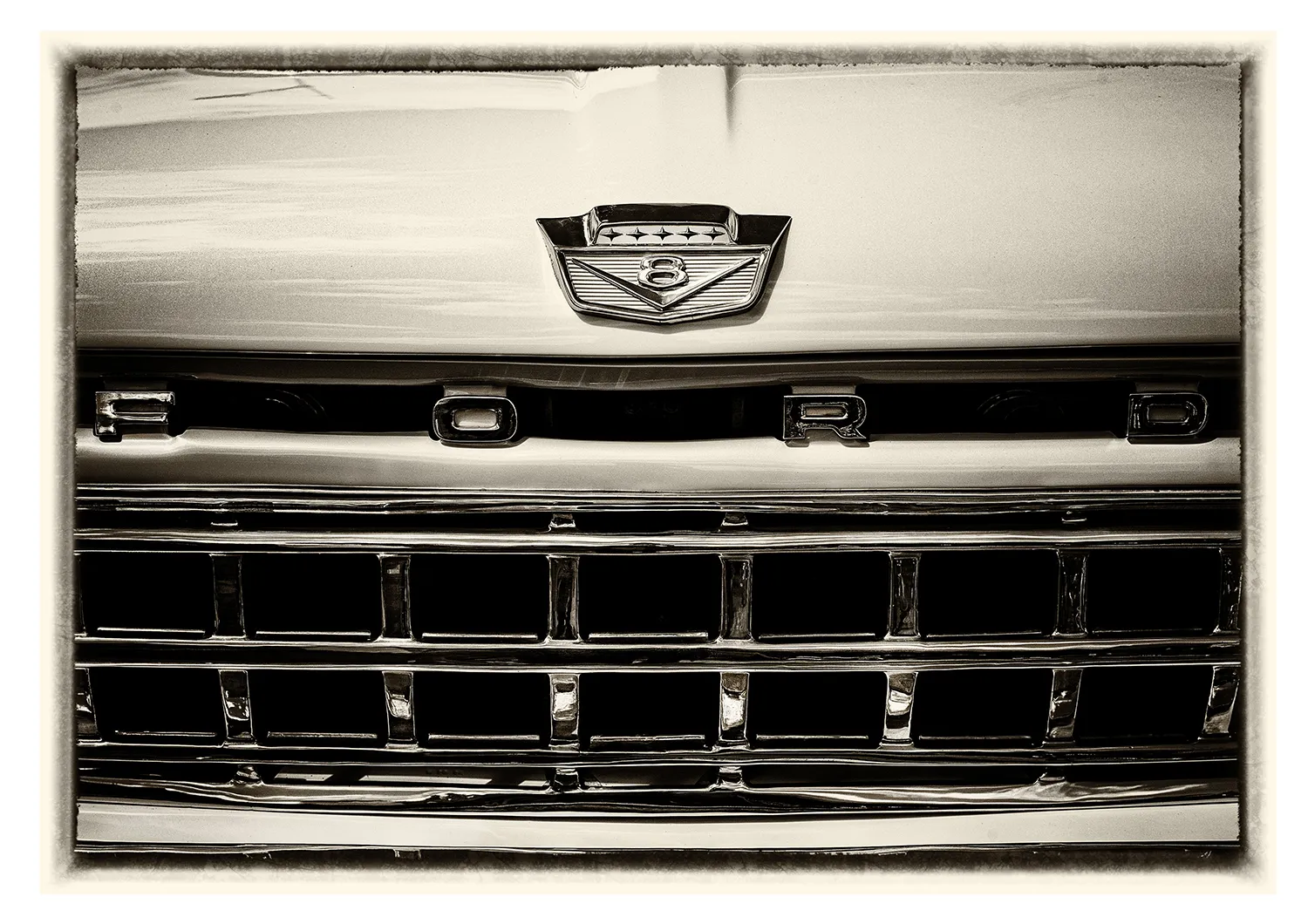 Ford V8 Wheels and Waves