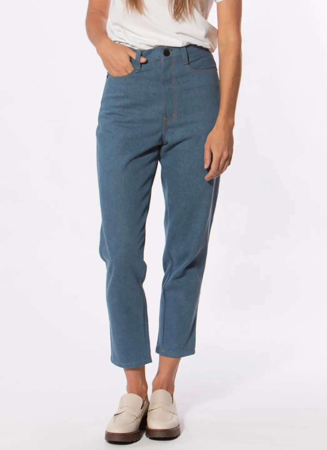 Magasin Central Jean Fuselé Bleu Clair