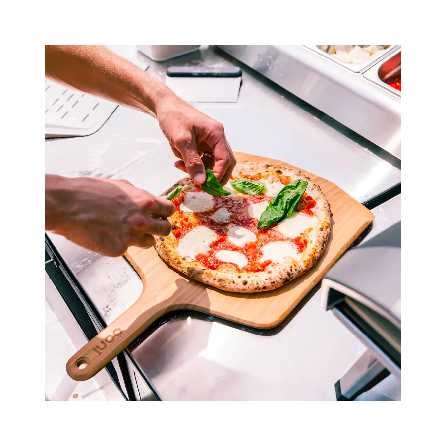 Planche à pizza en bois de bambou 35cm 14″ Ooni – Image 7