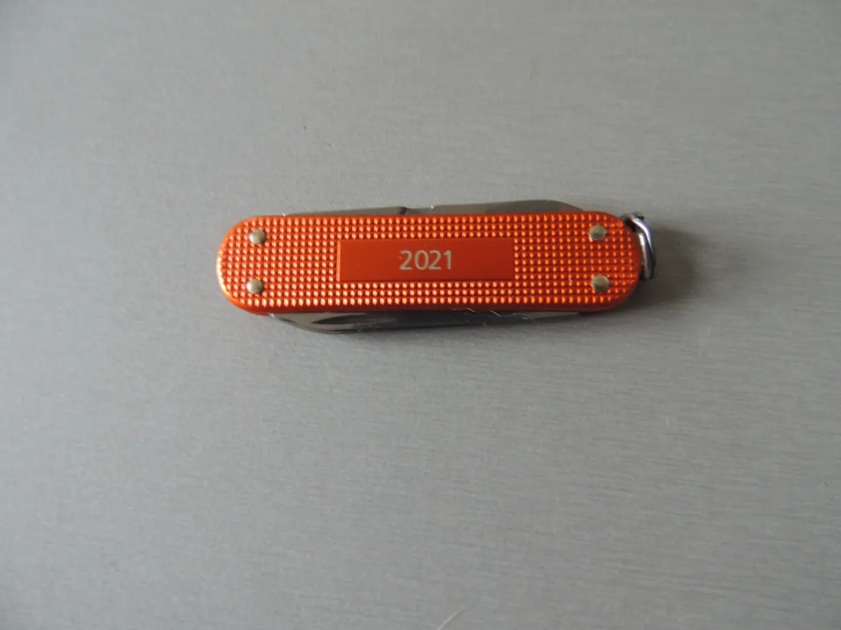 Victorinox classic édition limitée alox 2021 – Image 2