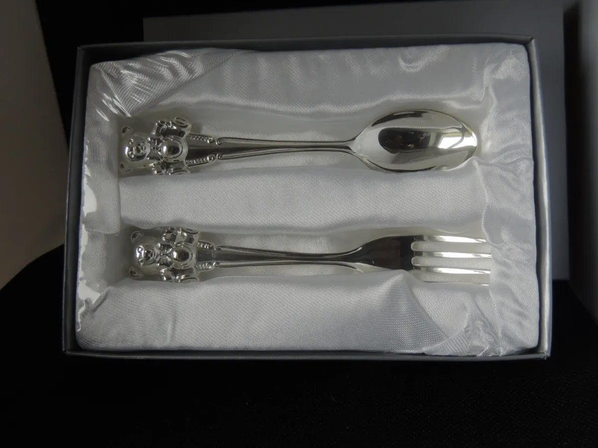 Coffret naissance couvert ourson avec cuillère et fourchette bébé