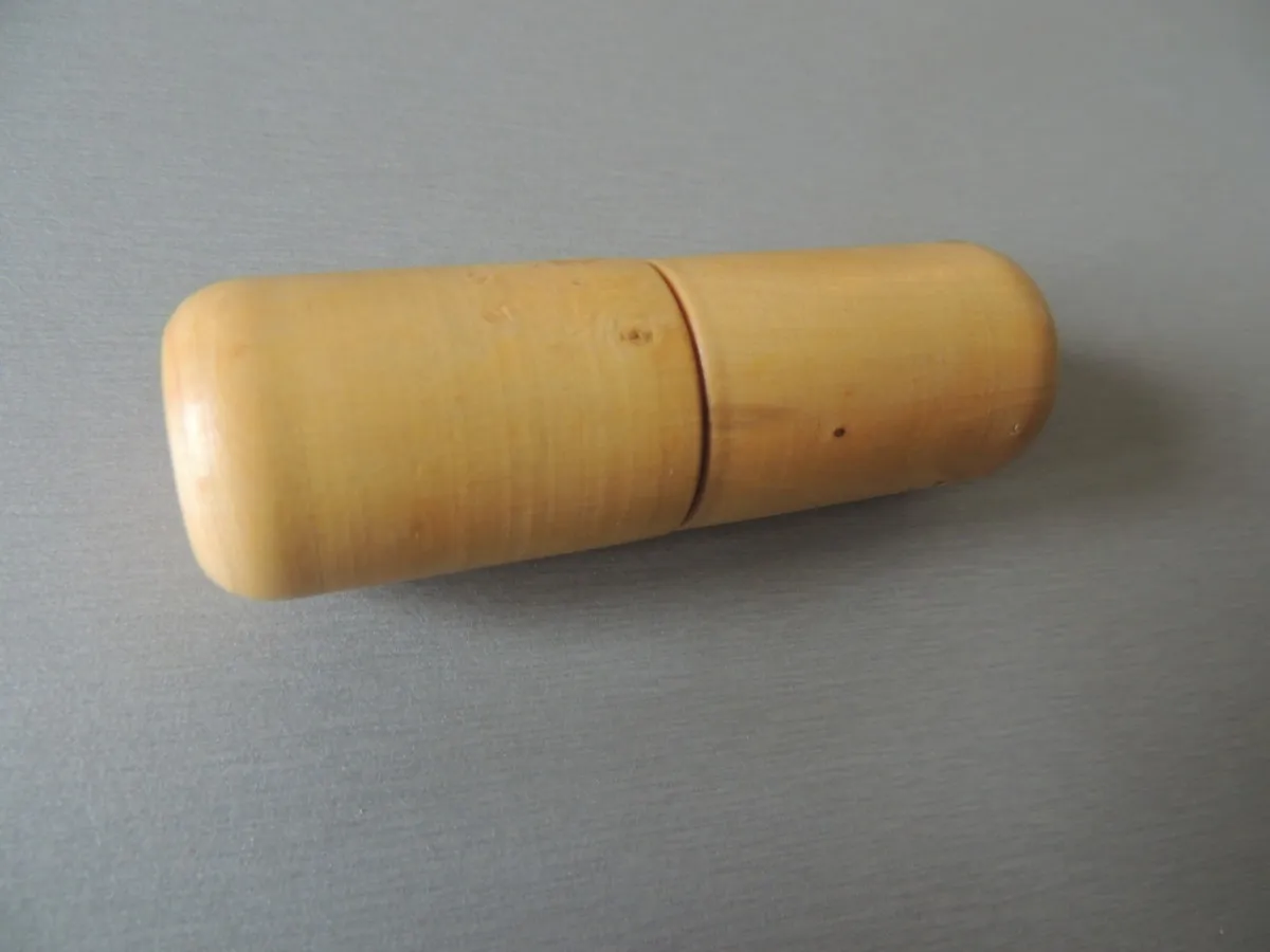 Kit porte aiguille + dé à coudre en bois de buis – Image 3