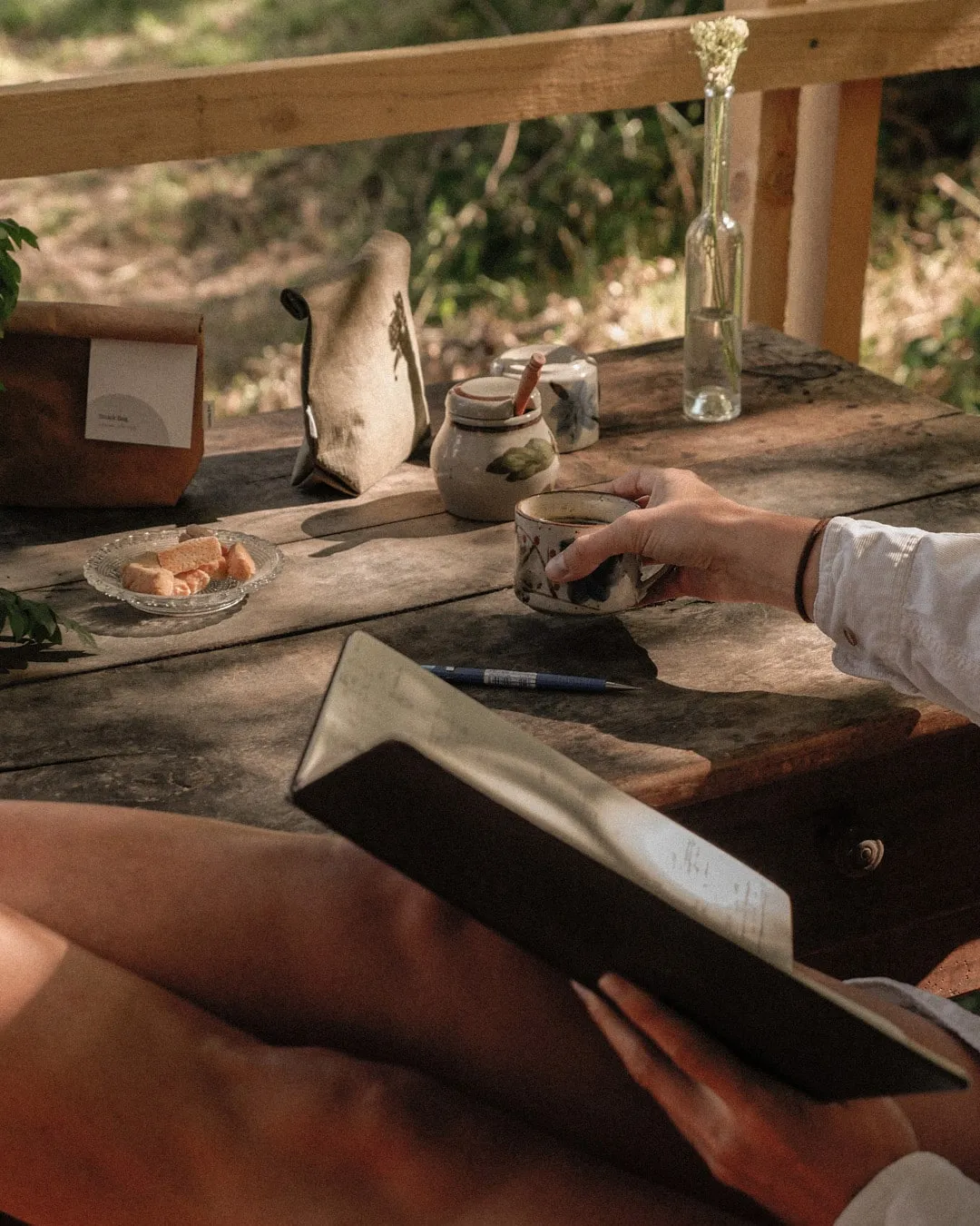 Tasses à café avec sucrier – Image 3