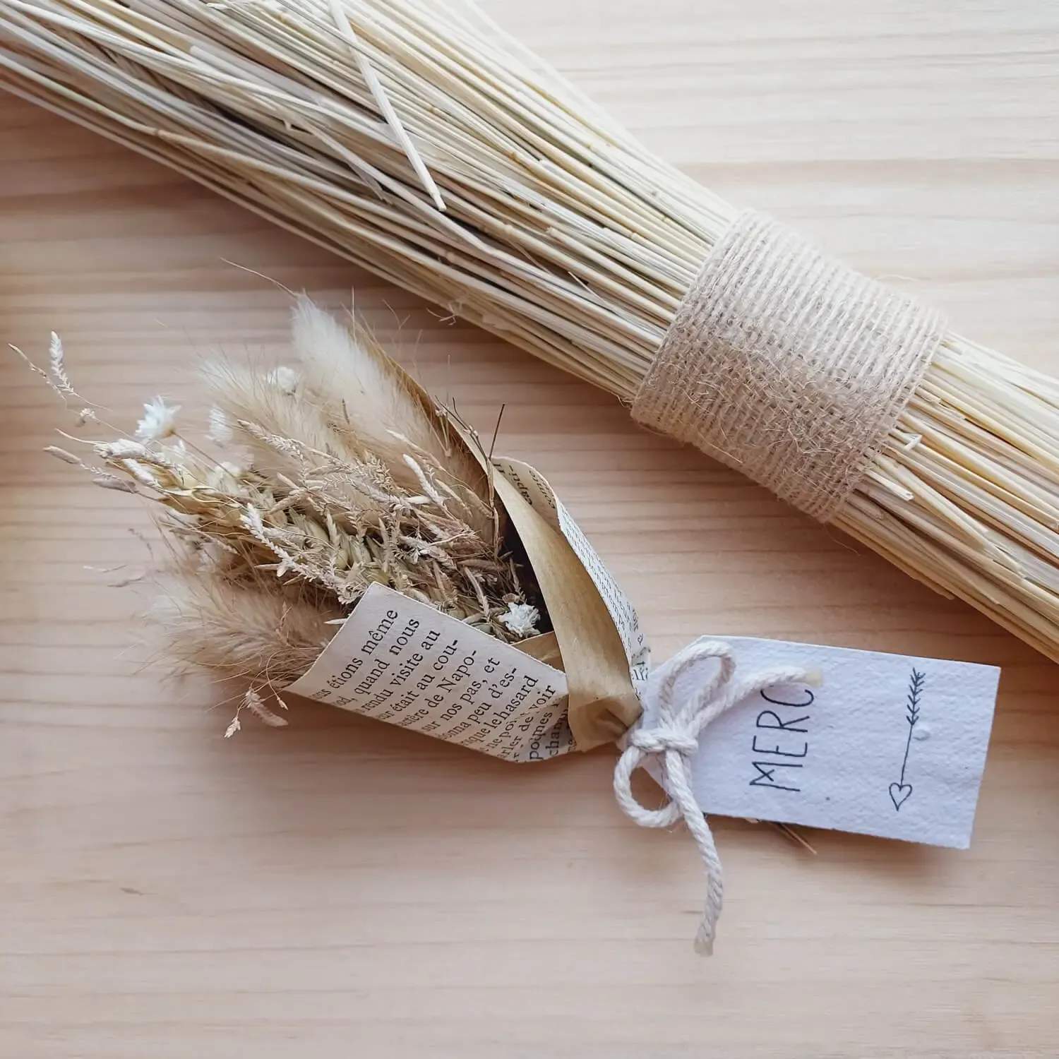 Petit bouquet de fleurs séchées “Merci” – Image 3