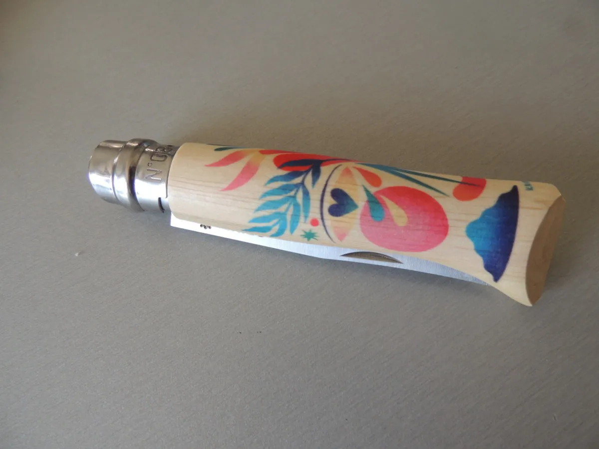 Opinel N°08 Edition Amour 2019 by Kruella d’Enfer – Image 3