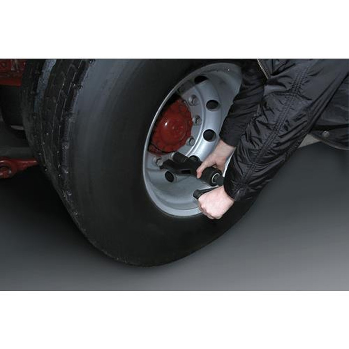 Démultiplicateur pour démontage et montage des écrous 33 mm et 32 mm des roues Poids lourd