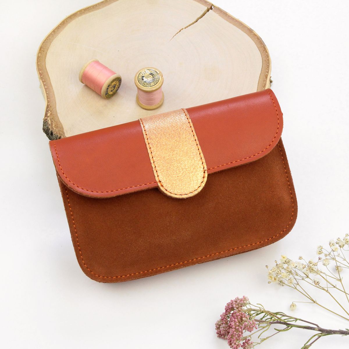 Compagnon Pipa Mandarinette Barnabé aime le café