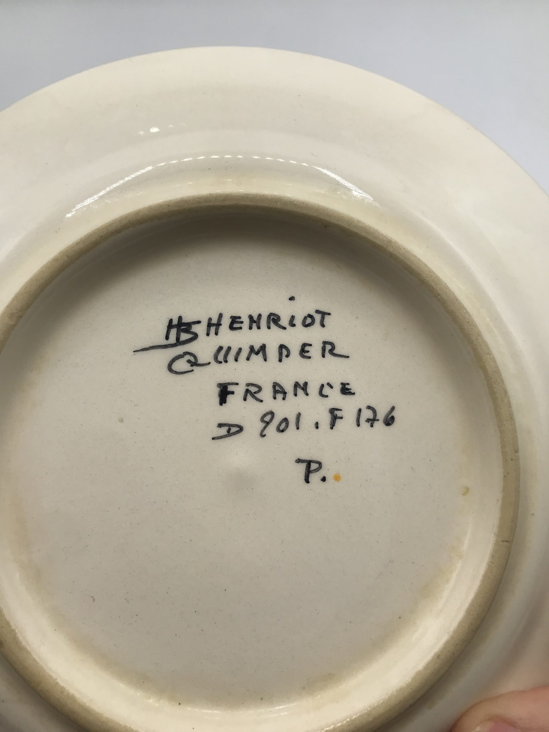 Lot de 4 assiettes anciennes Quimper HB – Image 7