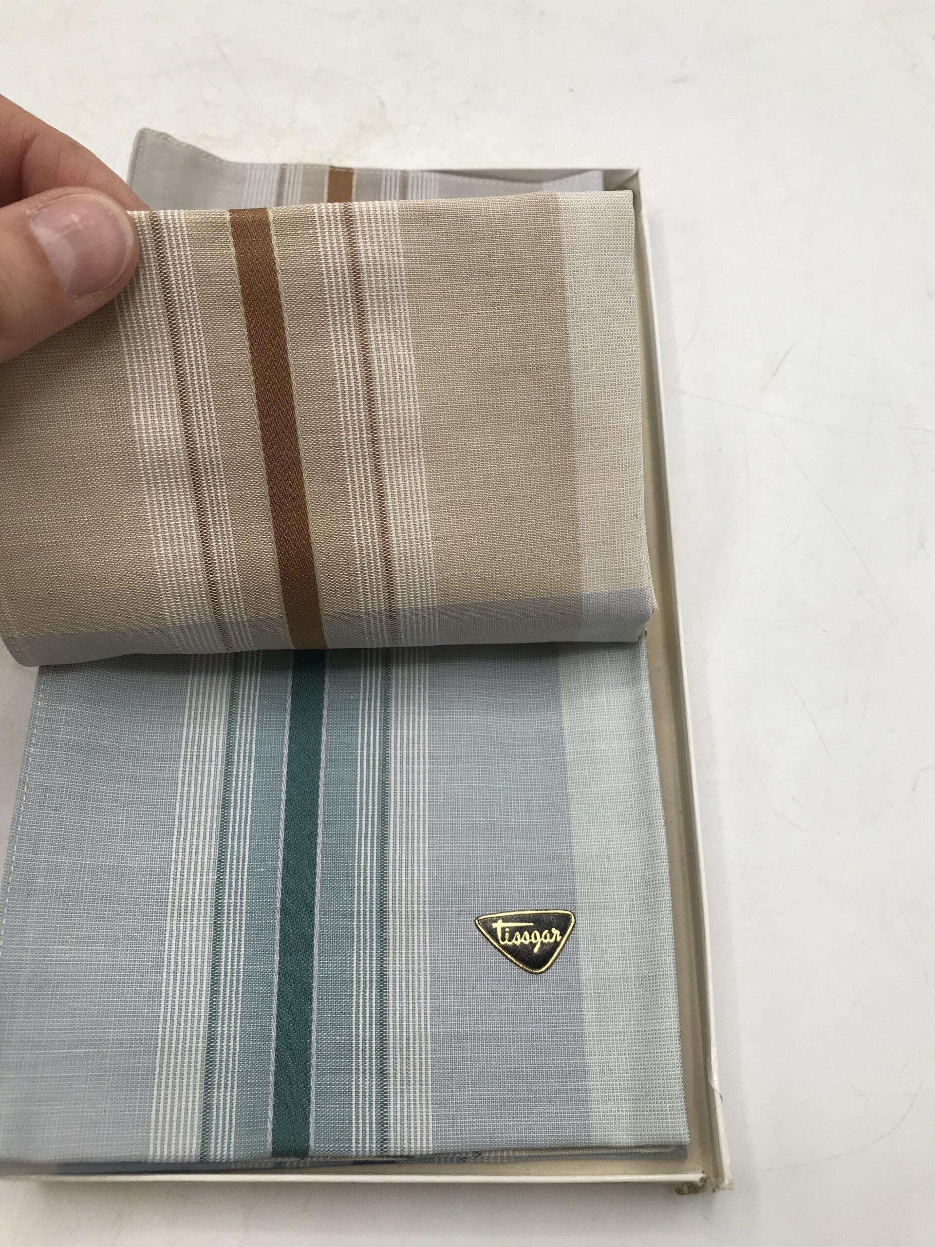 Lot de mouchoirs Tissgar vintage – Image 9