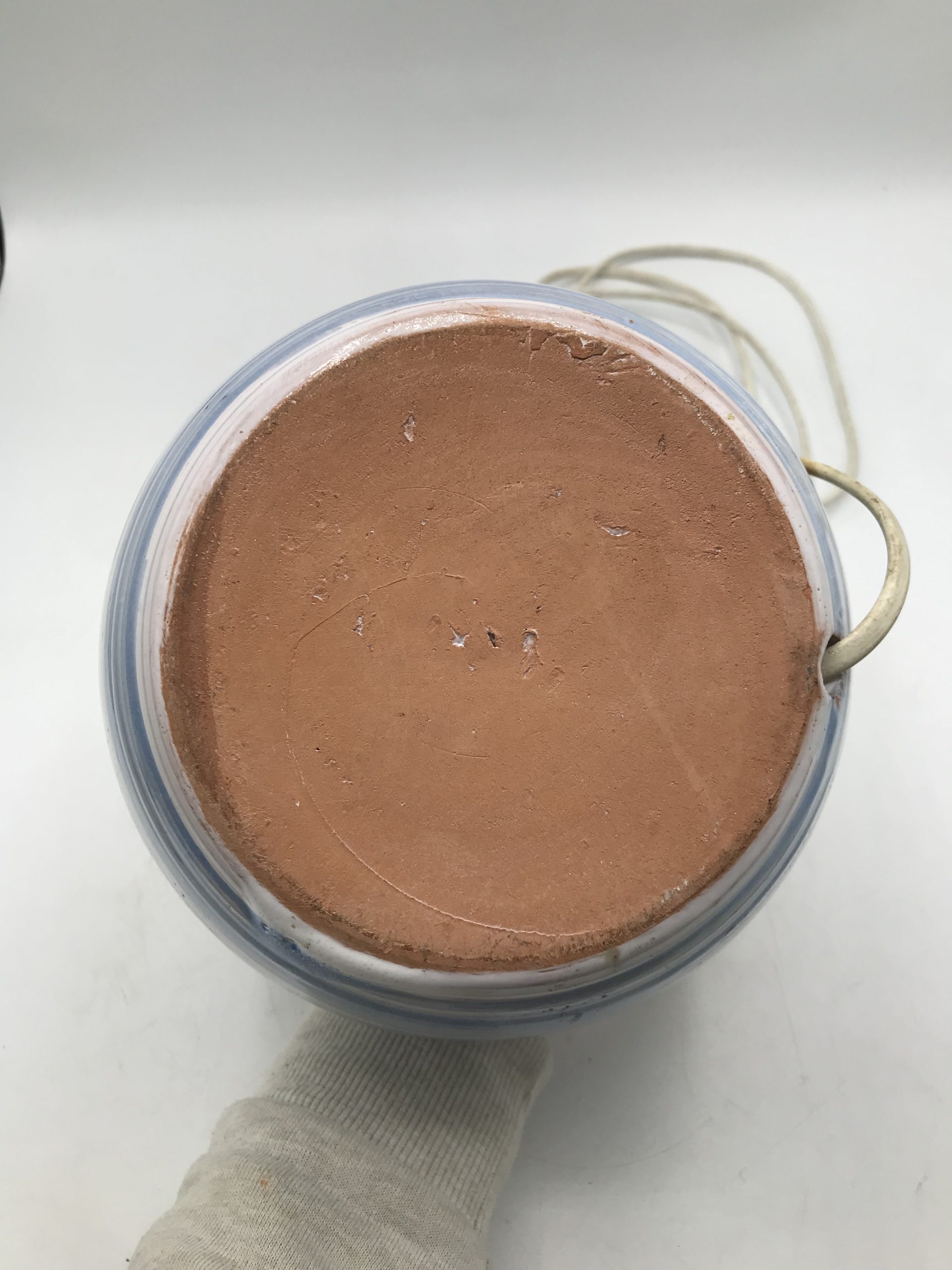 Pied de lampe en terre cuite artisanale – Image 3