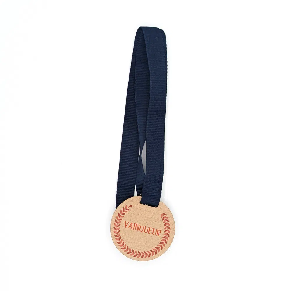 Médaille en bois grand format – Fabrication française – Image 5