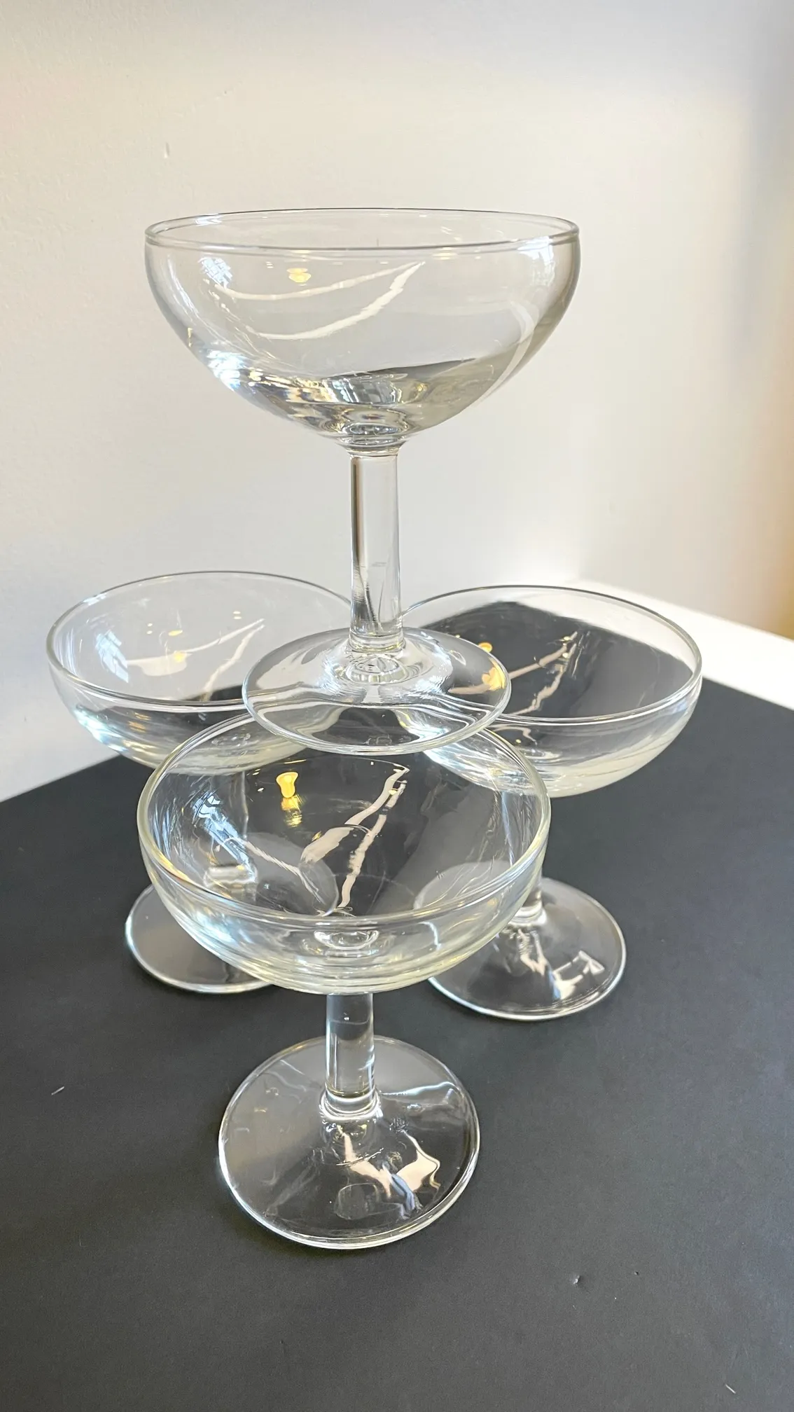4 COUPES à Champagne VERRE Moulé FRANCE – Image 7