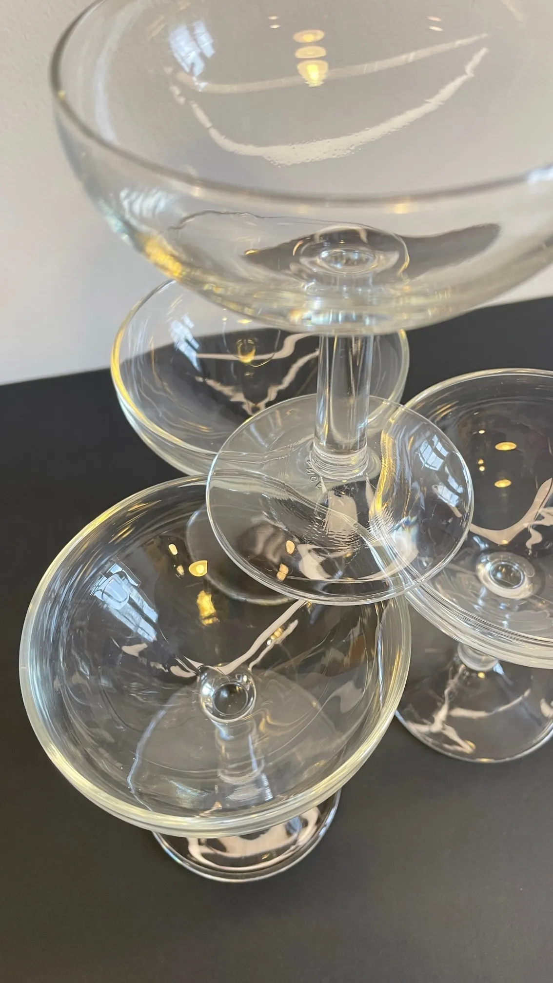 4 COUPES à Champagne VERRE Moulé FRANCE – Image 5