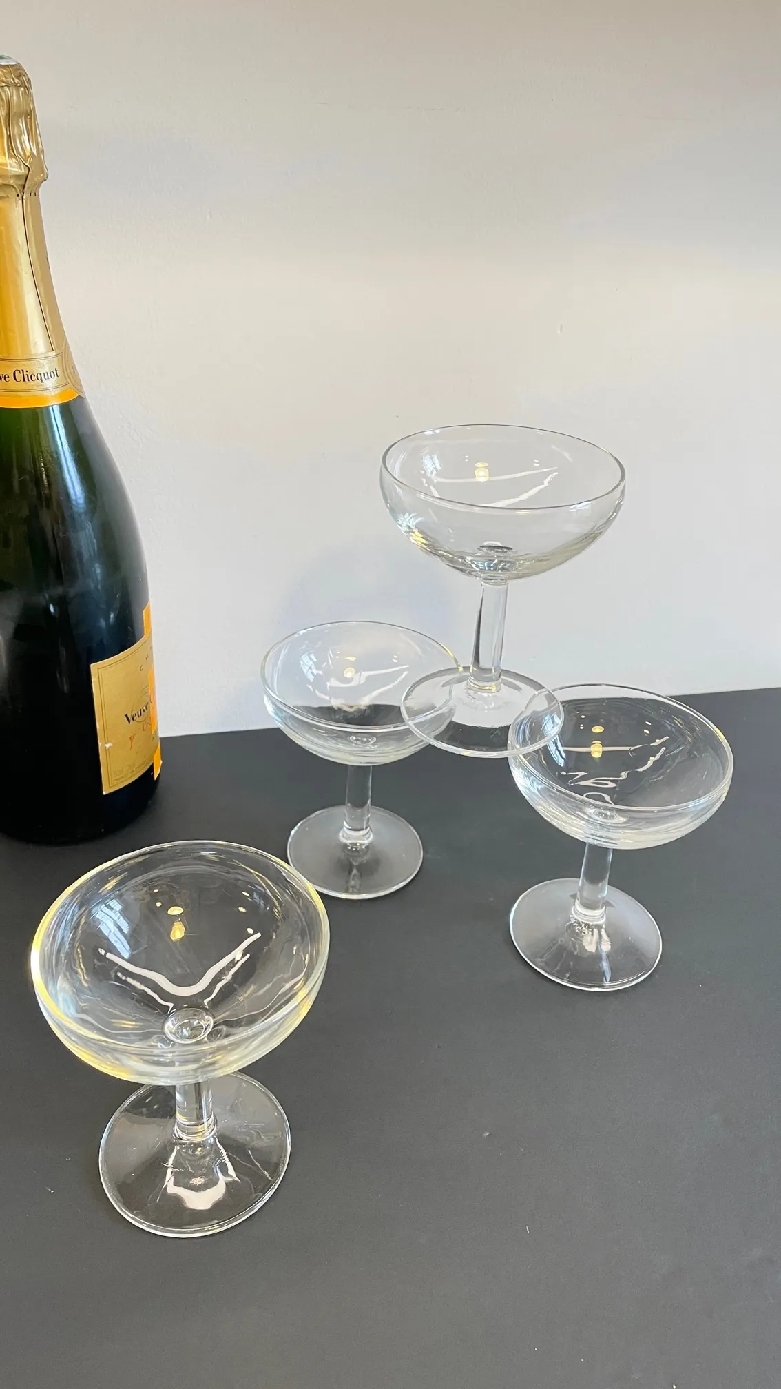 4 COUPES à Champagne VERRE Moulé FRANCE – Image 2