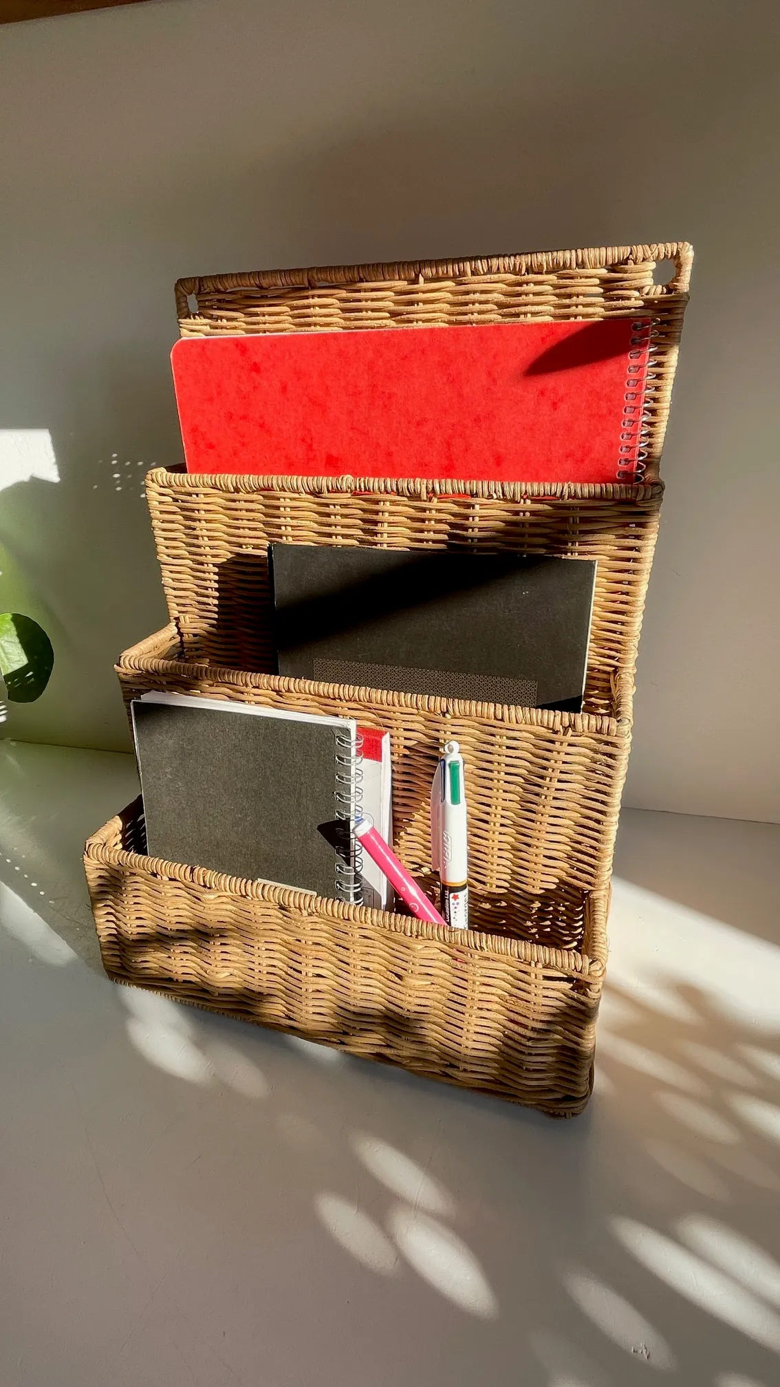 PORTE-Courrier de BUREAU en ROTIN Vintage – Image 5