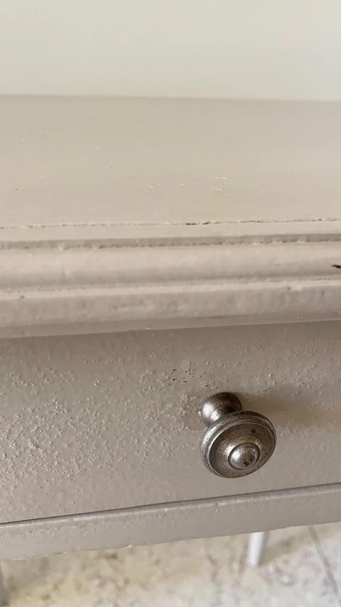 TABLE de Chevet ANCIENNE Beige Patiné – Image 6