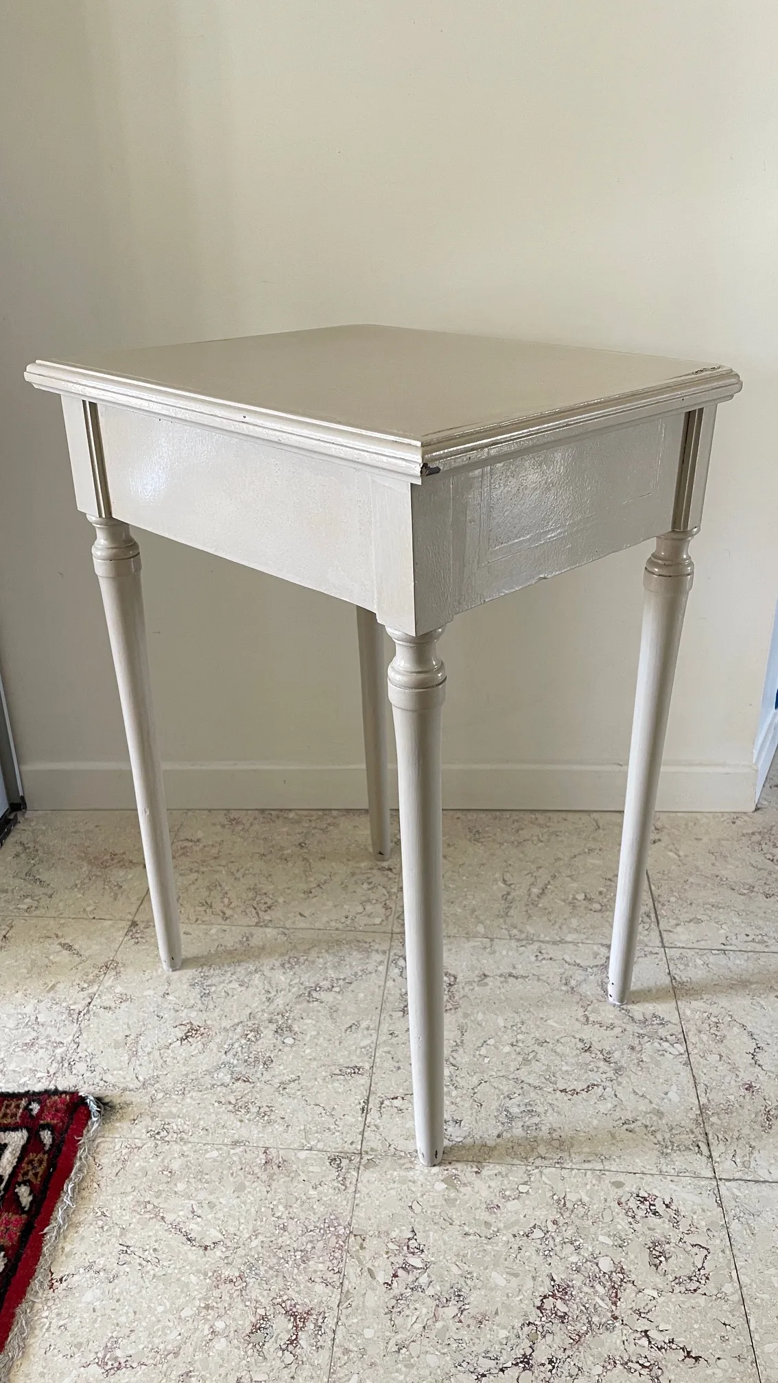TABLE de Chevet ANCIENNE Beige Patiné – Image 9