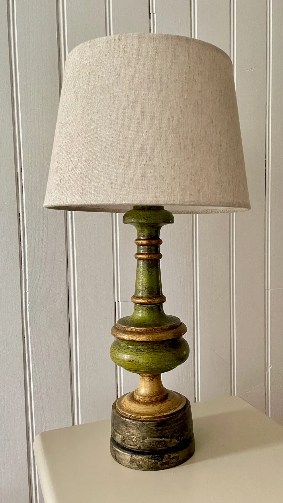 LAMPE VINTAGE en Bois Tourné CHIC Dorée – Image 2