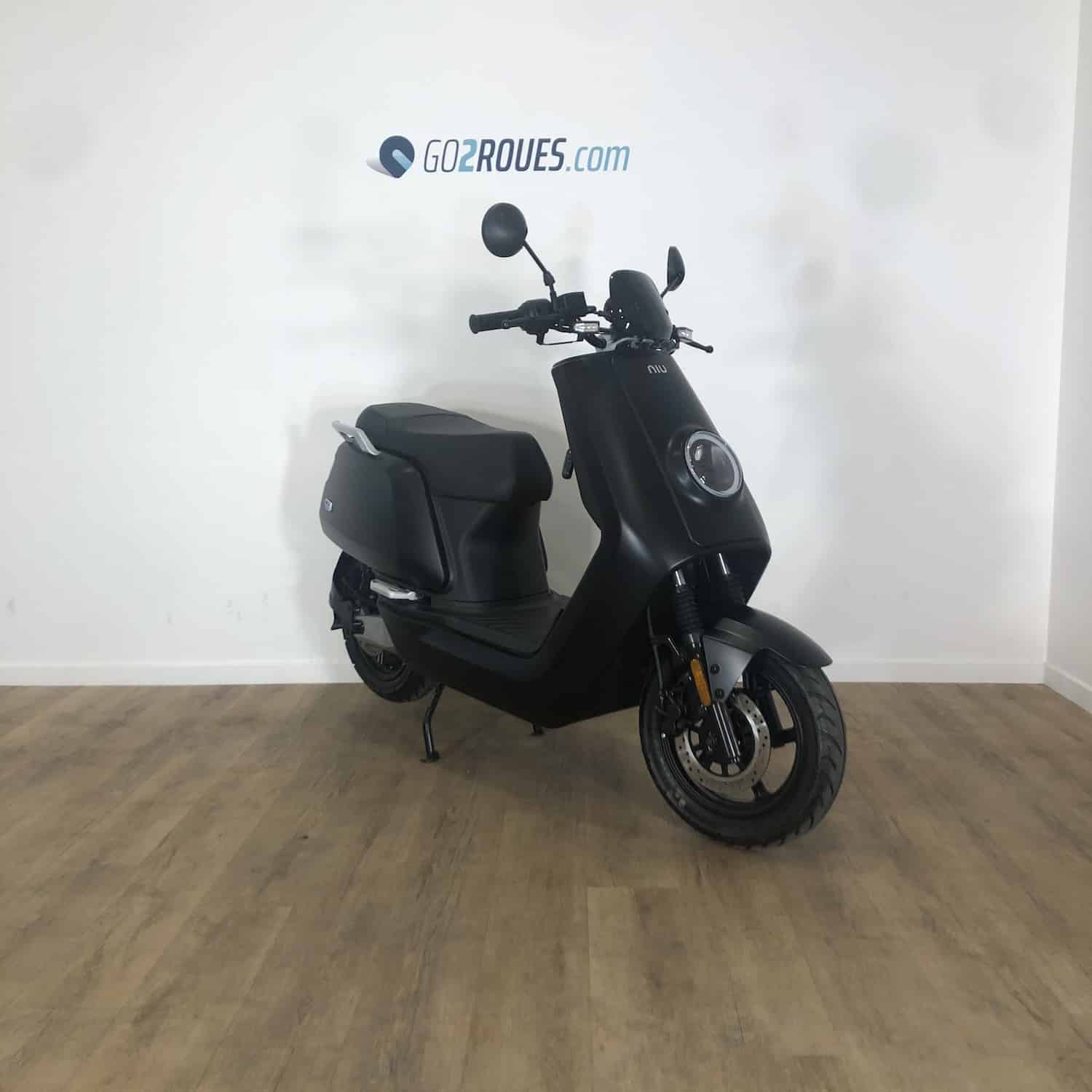 NIU NQi Sport Noir mat – occasion 45 km