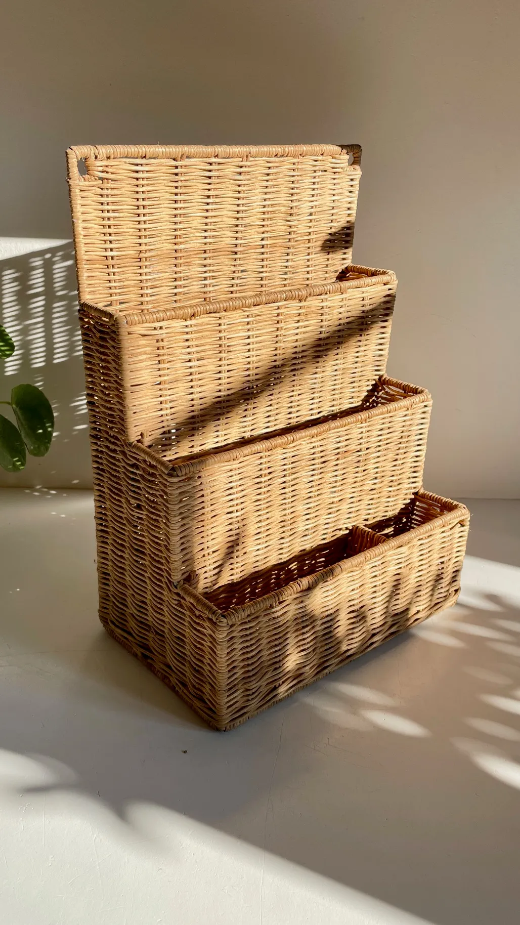 PORTE-Courrier de BUREAU en ROTIN Vintage – Image 2