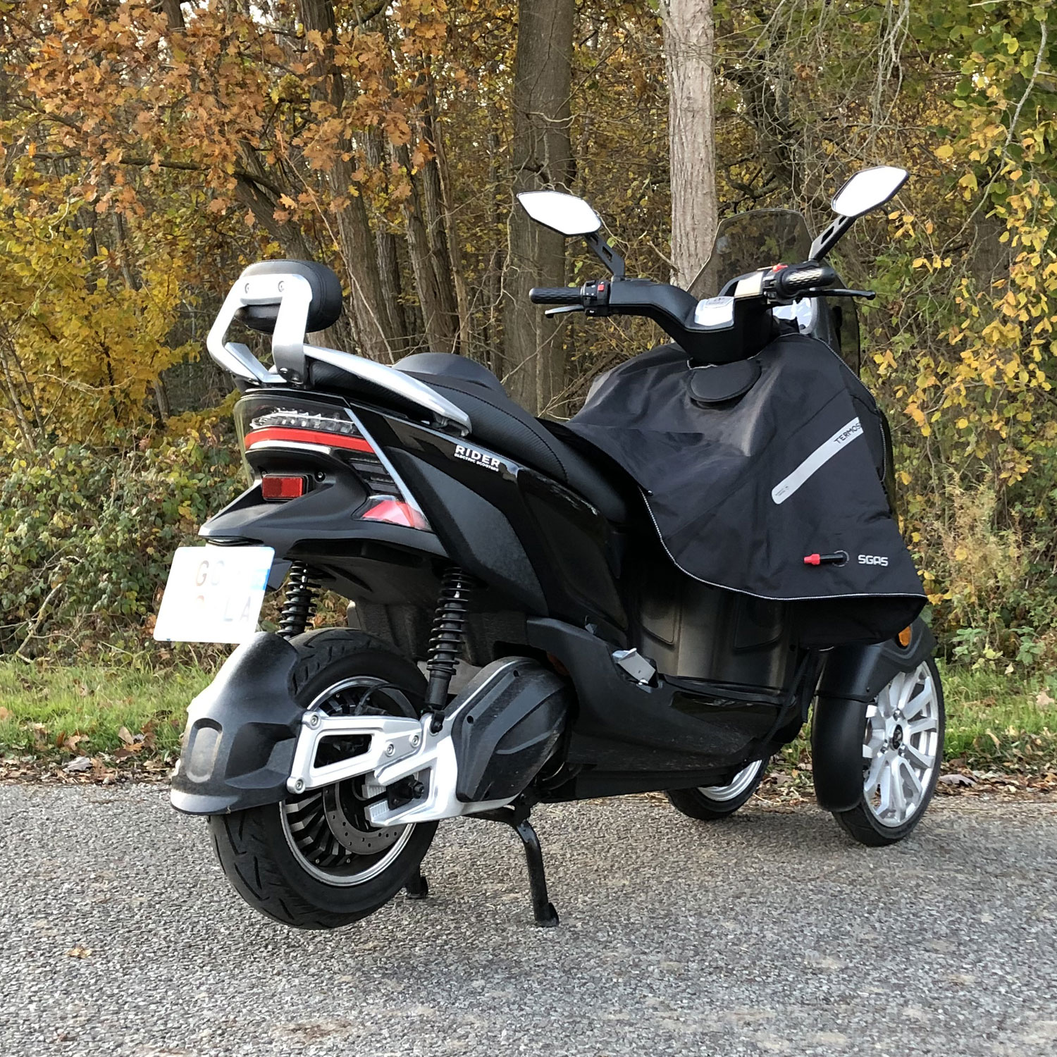 Rider 3RS occasion Noir – 123 km avec tablier de protection – Image 3