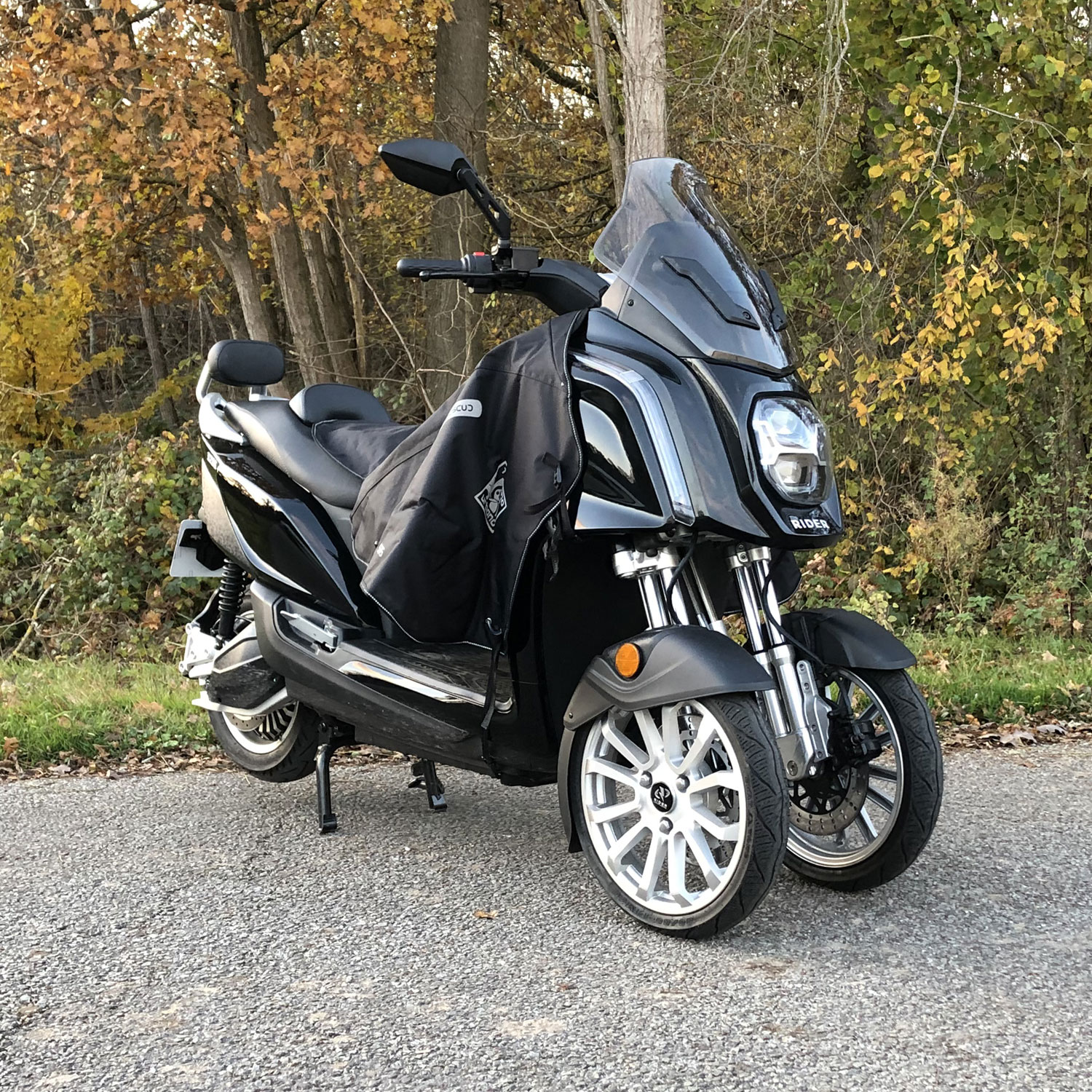 Rider 3RS occasion Noir – 123 km avec tablier de protection – Image 2