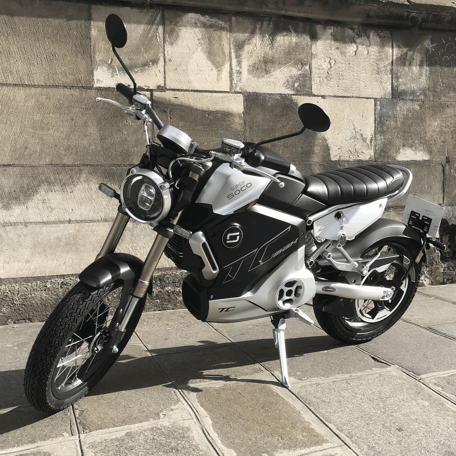Super Soco TC MAX 2019 Roues à Rayons occasion 3 km – Image 4